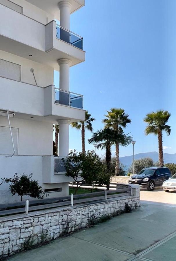 White Sidesea View Apartment Sarande Exterior photo