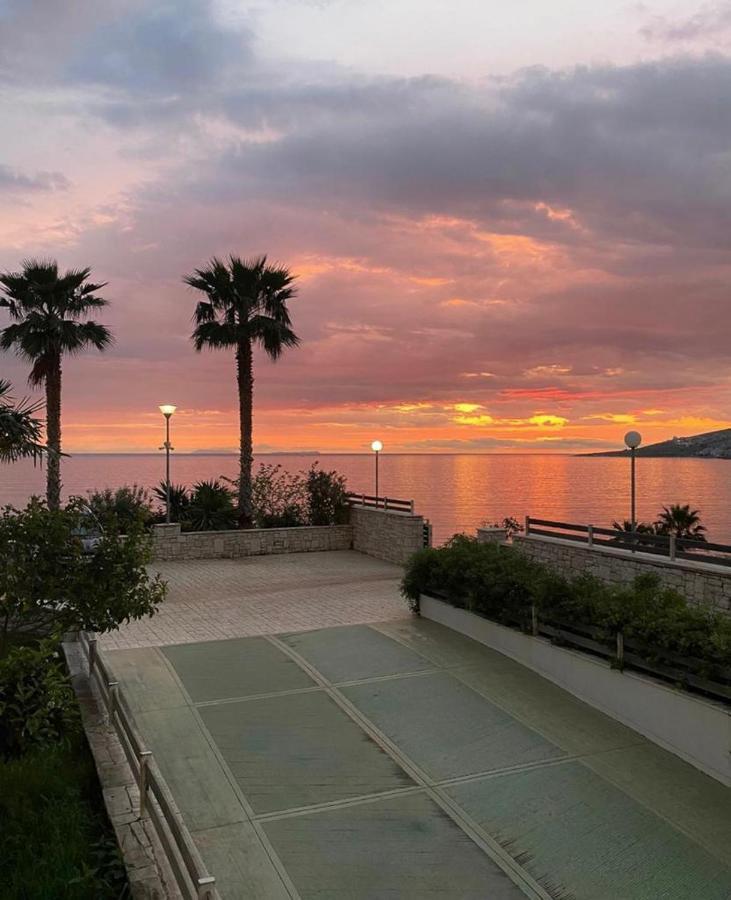 White Sidesea View Apartment Sarande Exterior photo
